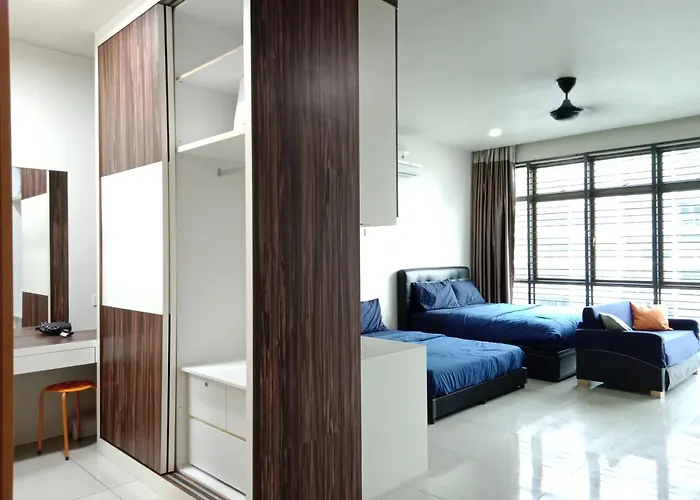 Mount Austin Homestay 2-4Pax
