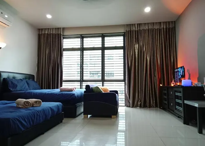 Mount Austin Homestay 2-4Pax